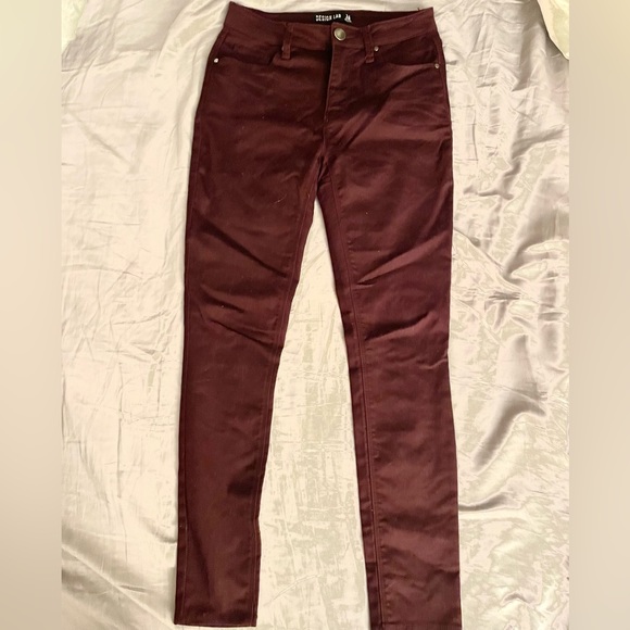 Design Lab - Maroon Colour Skinny Leg Pants - Size US 26 - Picture 1 of 5